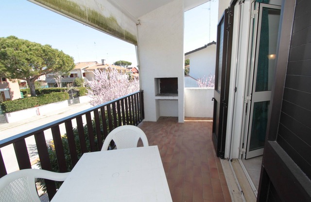 Appartements dans une villa avec piscine partagée à Lido Scacchi