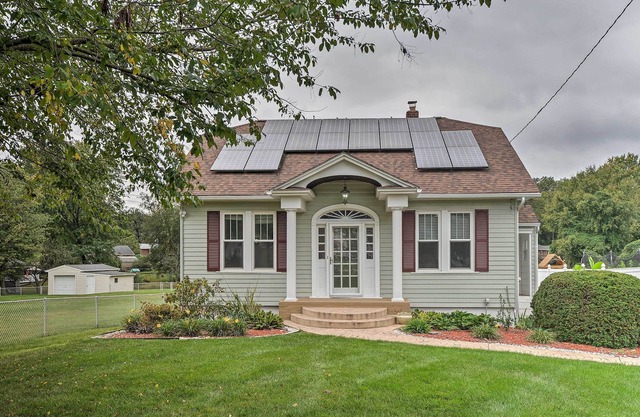 NEW! Residential Hideaway: Explore Baltimore & DC!