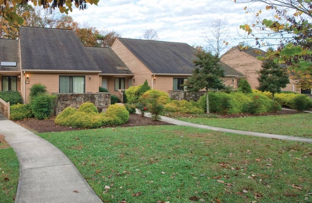 Resort at Fairfield Glade 1br suite, Sunday check-in