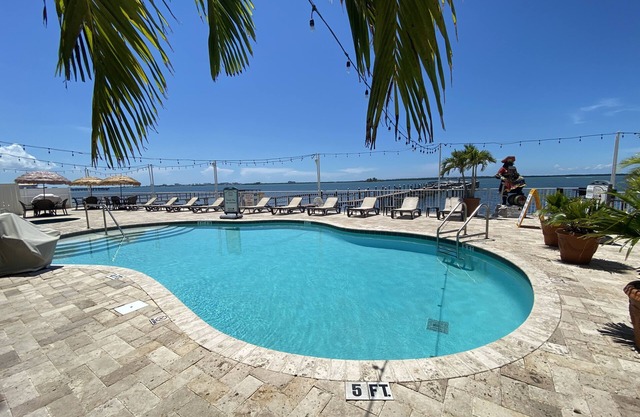 Resort Condo Close To Beaches/Free Bikes