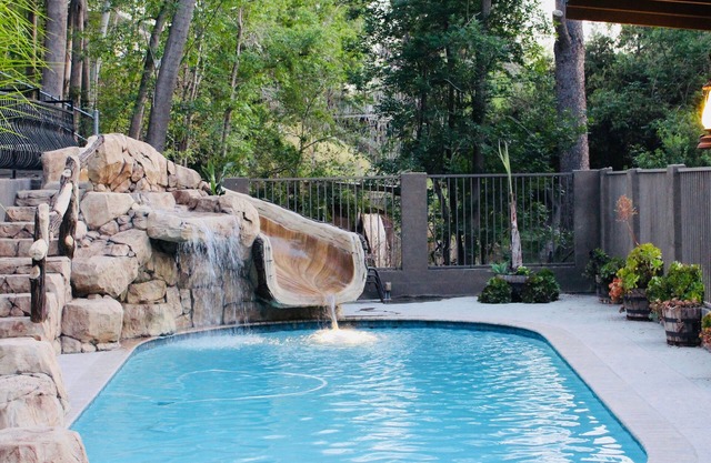 Accueil familial avec piscine à 10 minutes de Disneyland