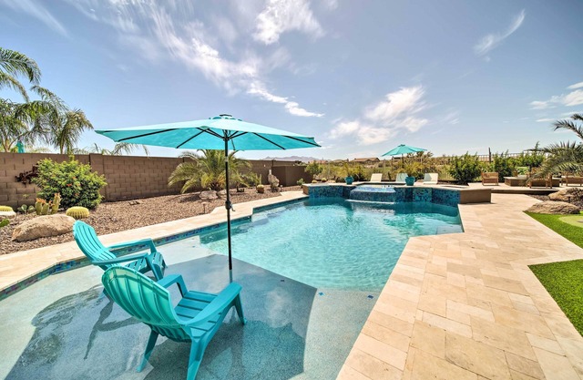 Maison haut de gamme Goodyear avec piscine de style complexe!