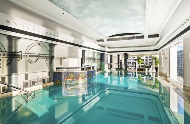 Resort style suite with Sydney Harbour views