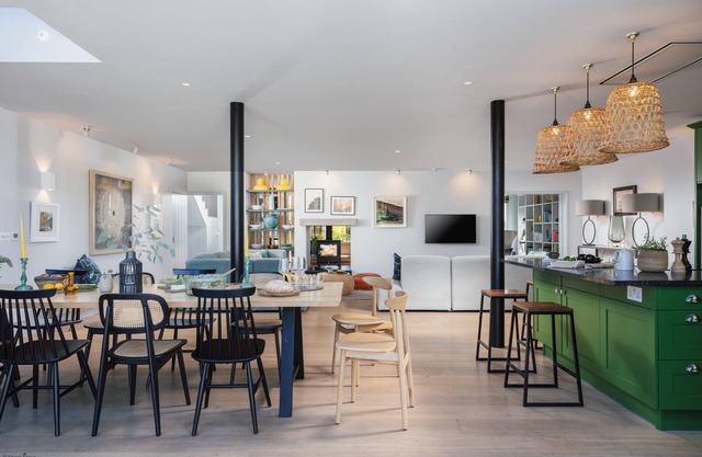 Rest Harrow - super stylish house, walking distance to Trevone beach