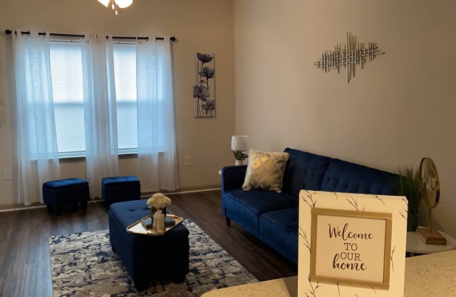Restful Getaway | Surrounded by top hospitals, sports, shopping, and parks!