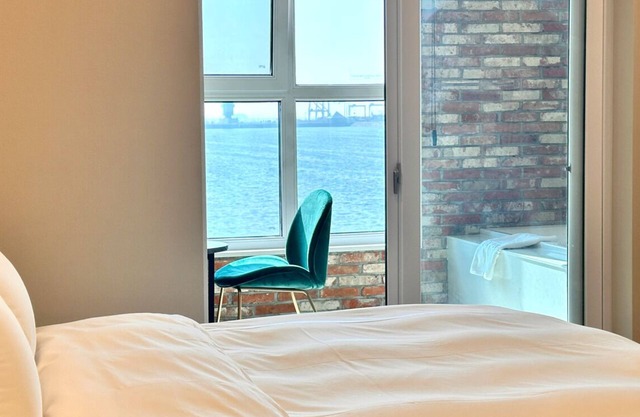 Restia Incheonbay Hotel