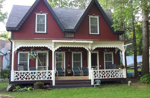 Cottage familial au bord du lac restauré de 4 chambres sur le lac Sunapee à Blodgett Landing