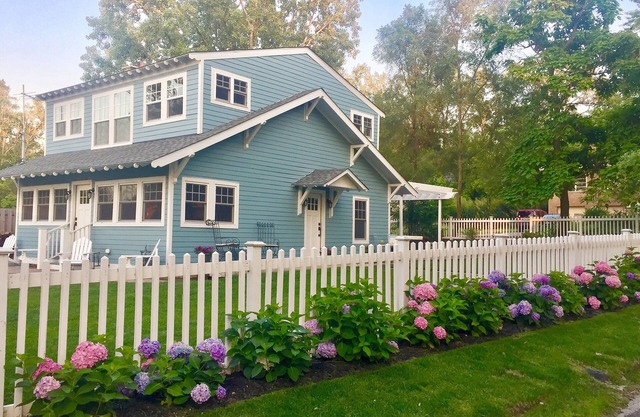 Cottage restauré dans la rue de la plage ~ 5 BR / 3 BA