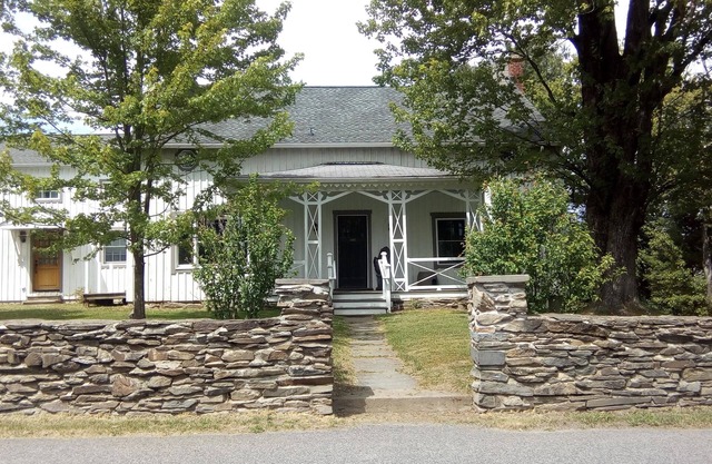 Restored Farm House in quaint Hudson Valley Town of Red Hook, Dutchess County