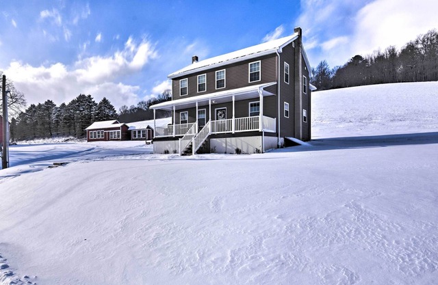 Ferme restaurée avec patio à 5 km du Blue Mtn Resort