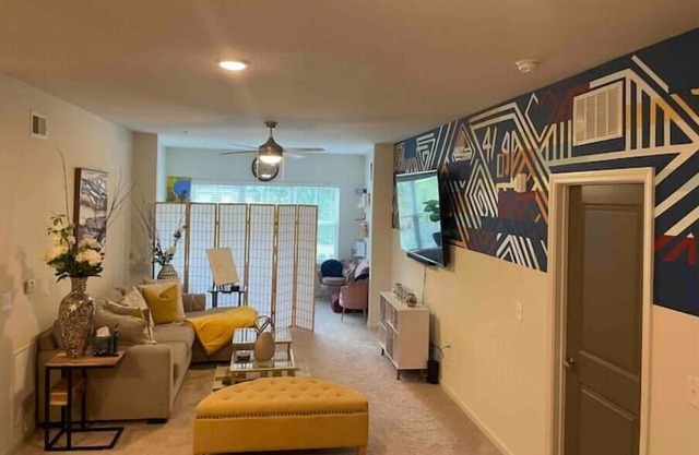 Retreat with Luxury & Convenience @ TheHillTop