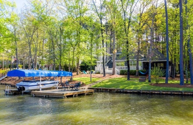 Reynolds Lakefront et le paradis des golfeurs vous attendent