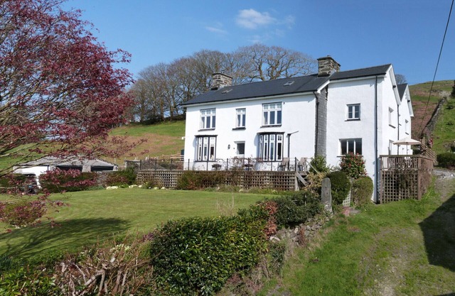 Rhiwlas - Huit Chambres Maison, Couchages 16