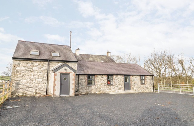 Rhydau Cottage, DEINIOLEN