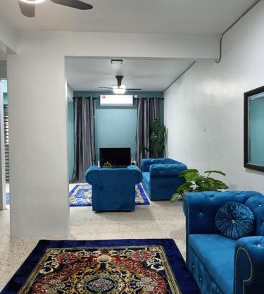 RIANI HOMESTAY