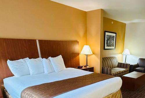 Richland Inn and Suites