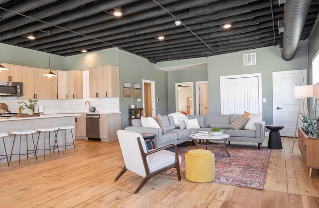 Richmond No. 267 Boutique Loft Apartment