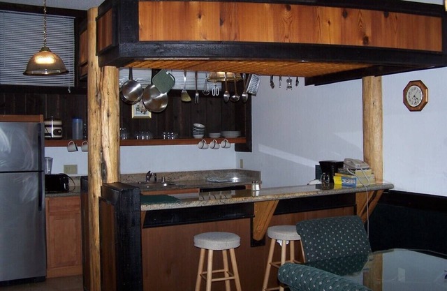 RIDGE SIERRA RESORT B