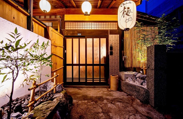 Right next to Shianbashi Japanese innstyle old fo / Nagasaki Nagasaki