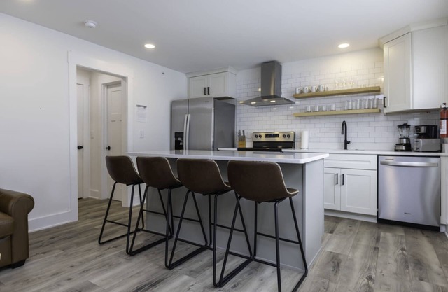Rincon - Loft #6 - 8 min walk to the beach