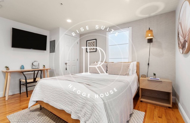 Rise Suite at The Hygge House