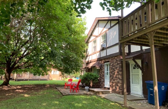 Ritchie’s Oshkosh Chalets: The Baitshop House