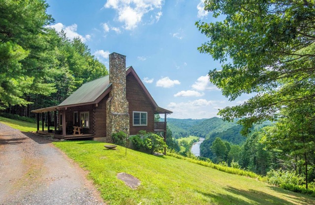 River AND Mountain VIEWS - true log cabin!
