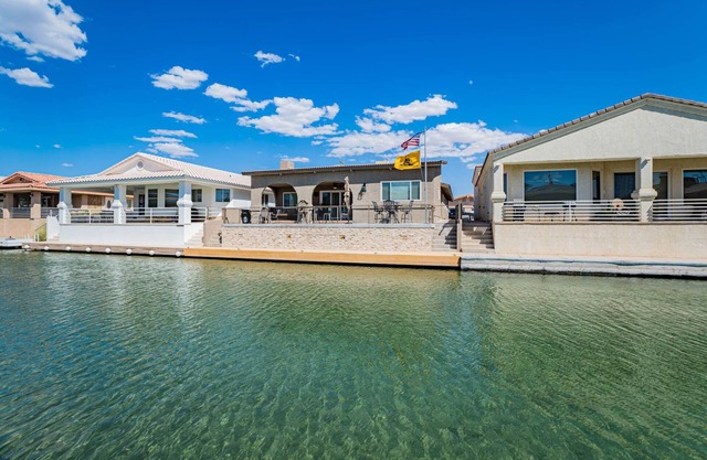 River House dans les prestigieuses Moovalya Keys à Parker, Arizona