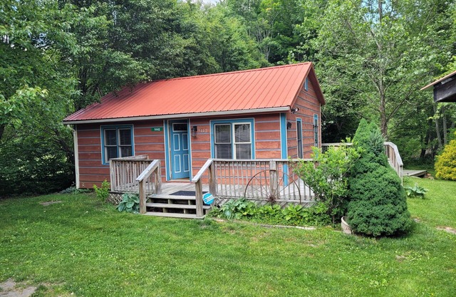 River Otter Cottage On The New River Perfect for couples or family adventure