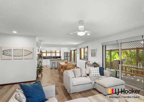 River & Reef Retreat
