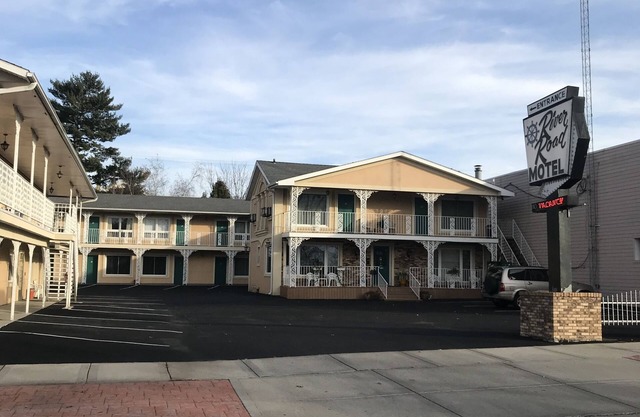 River Road Motel