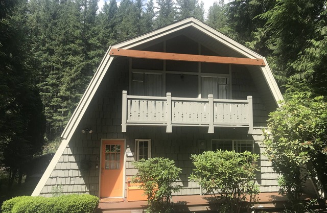 Chalet River's Edge! Regardez Eagles, ski, kayak, randonnée, boutique!