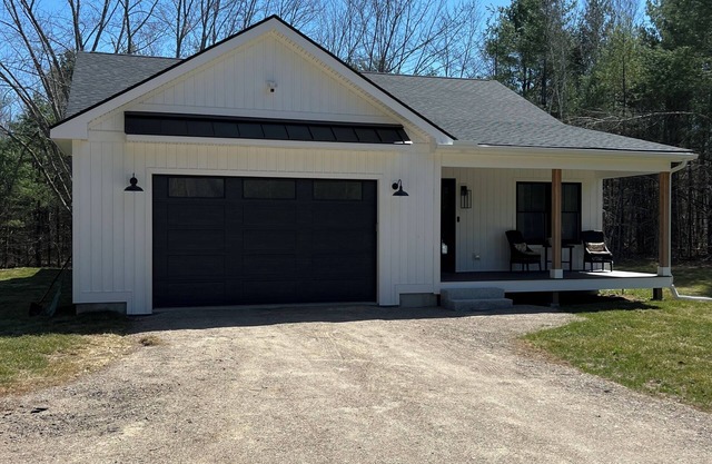 River’s Edge Retreat – A Cozy Home for Families & Friends