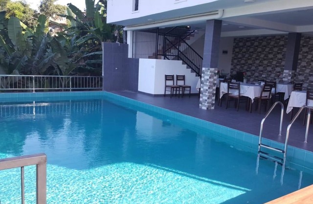 River Vally Inn