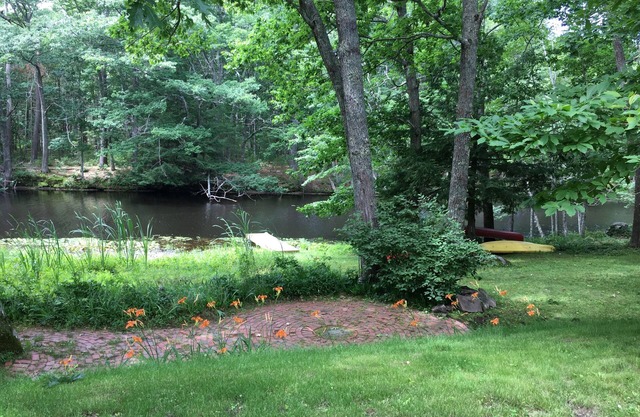 River view living in Kennebunkport - New to VRBO...Tranquil and clean.