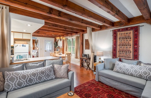 Riverbend 17 | 1 Bed, 1 Bath