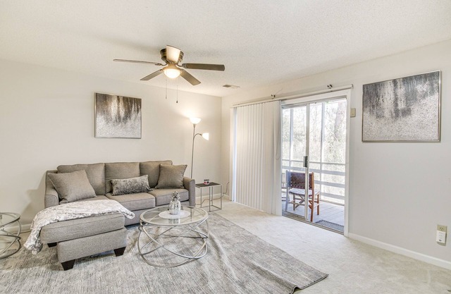 Riverfront Columbia Condo: 4 Mi to Usc!