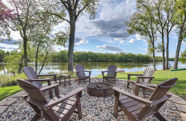 Riverfront Home w/ Private Dock in Wisconsin Dells