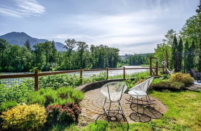 Riverfront Paradise w/ Hot Tub--Little River House