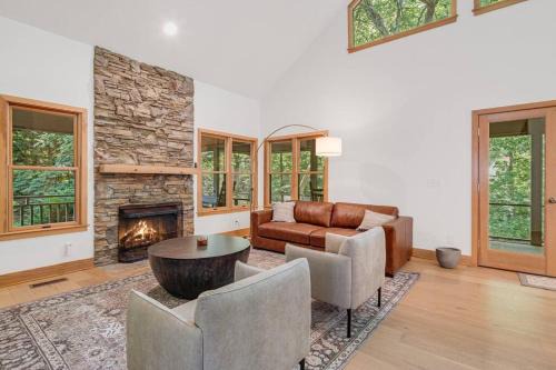 Rivers Edge Casita with River views