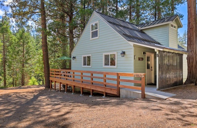 Rivers Resort Cabin #4