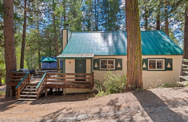 Rivers Resort Cabin #5
