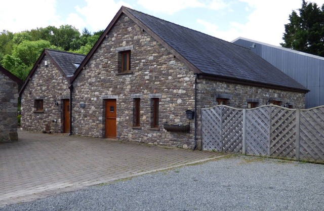 Riverside Barn, GILWERN