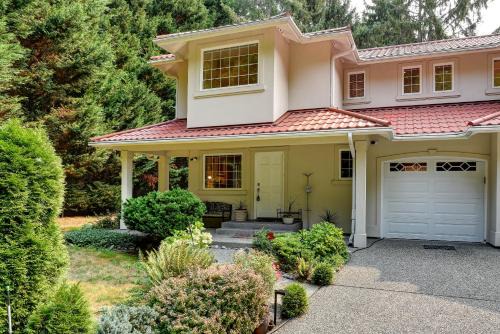 Riverside Bliss Cozy Beds, Fireplace and Gbit WiFi
