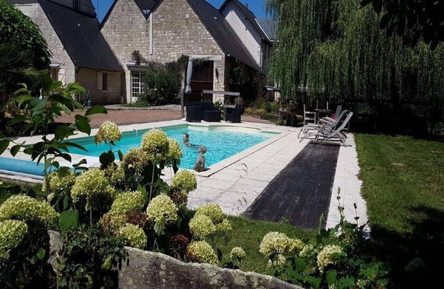 Ancienne maison de douanier avec piscine privée