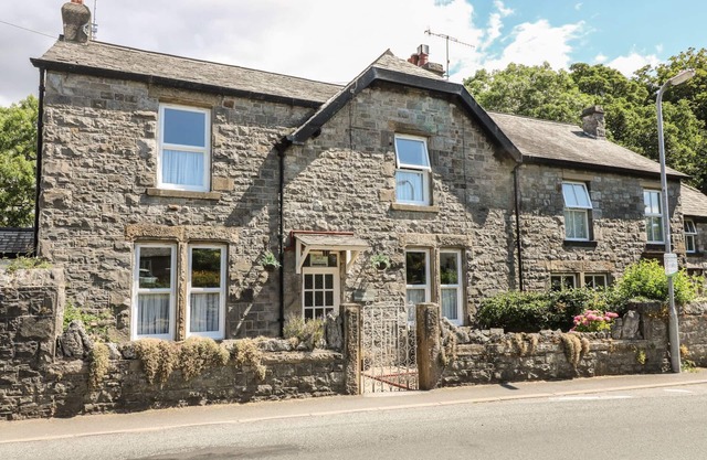 Riverside View, CARK IN CARTMEL