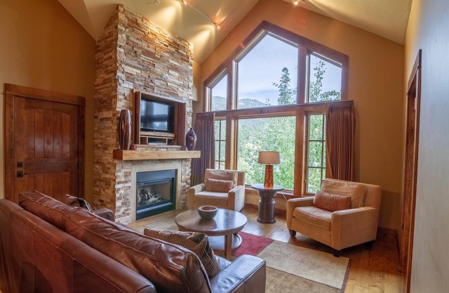 Riversong 2BR Condo The Lodge at Osprey Meadows Tamarack Resort