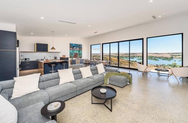 'Riverstone Retreat'