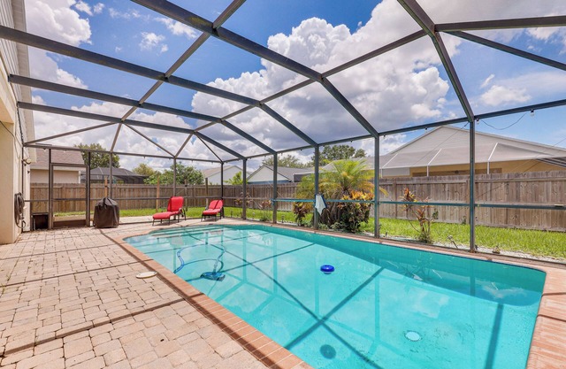 Riverview Home w/ Screened Pool ~ 1 Mi to Marina!