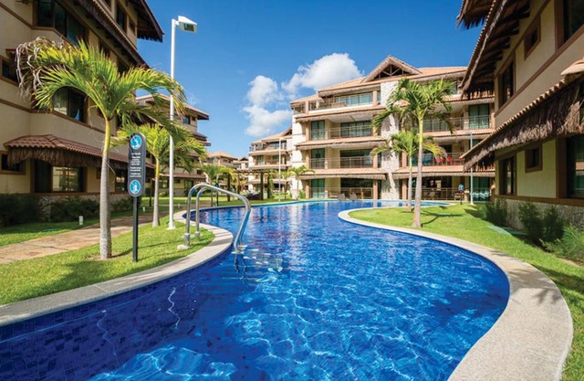 Riviera Beach Place And Manhattan Golf Residence Up to 6 Adults and 3 Children